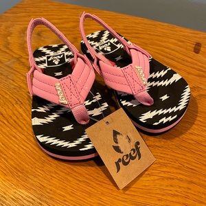 NWT Reef infant/toddler girl sandals flip flops